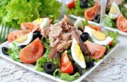 Диетический салат с консервированным тунцом Салат из тунца консервированного рецепт классический диетический